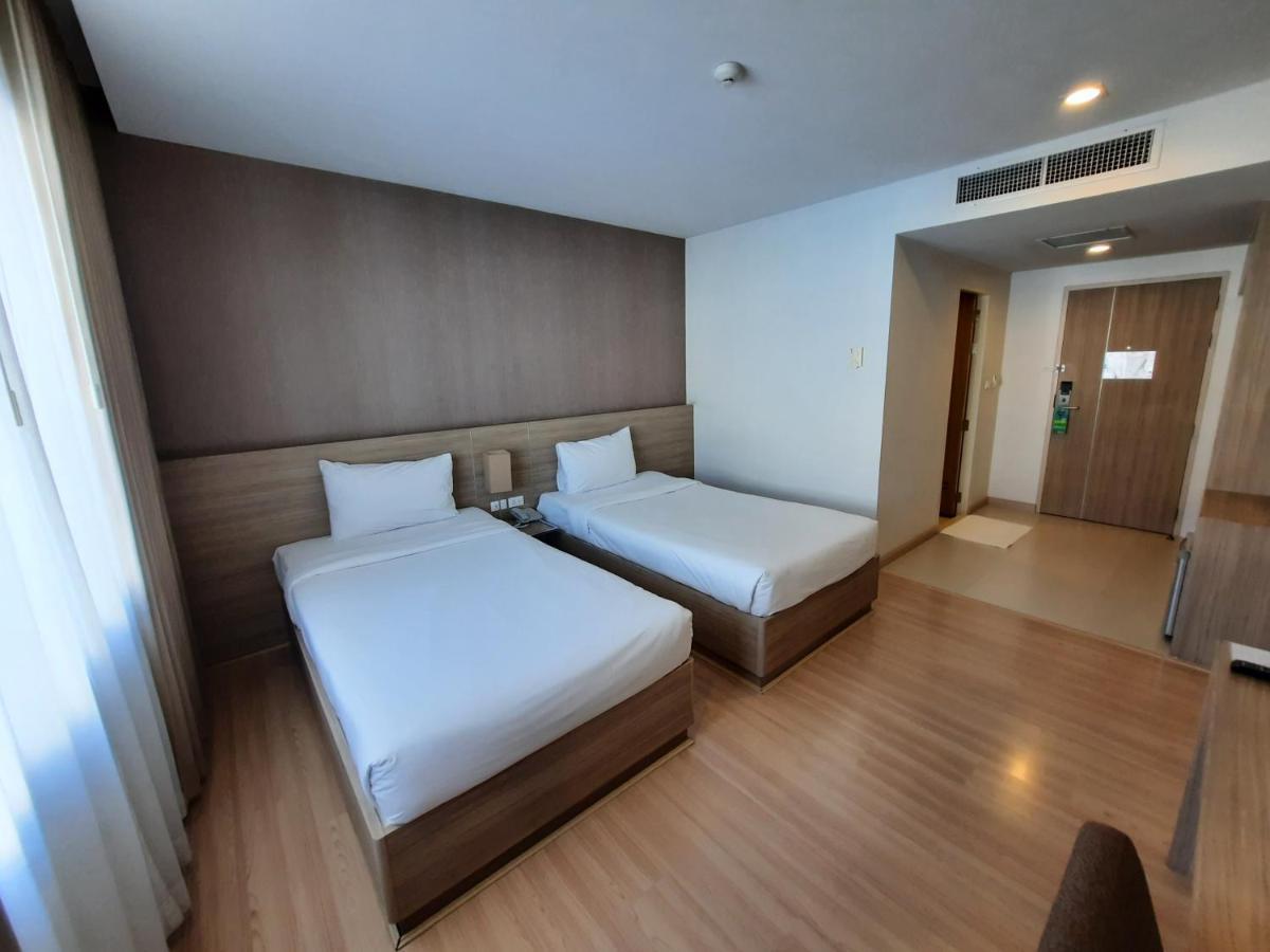 Leosor Hotel Nakhonratchasima Esterno foto