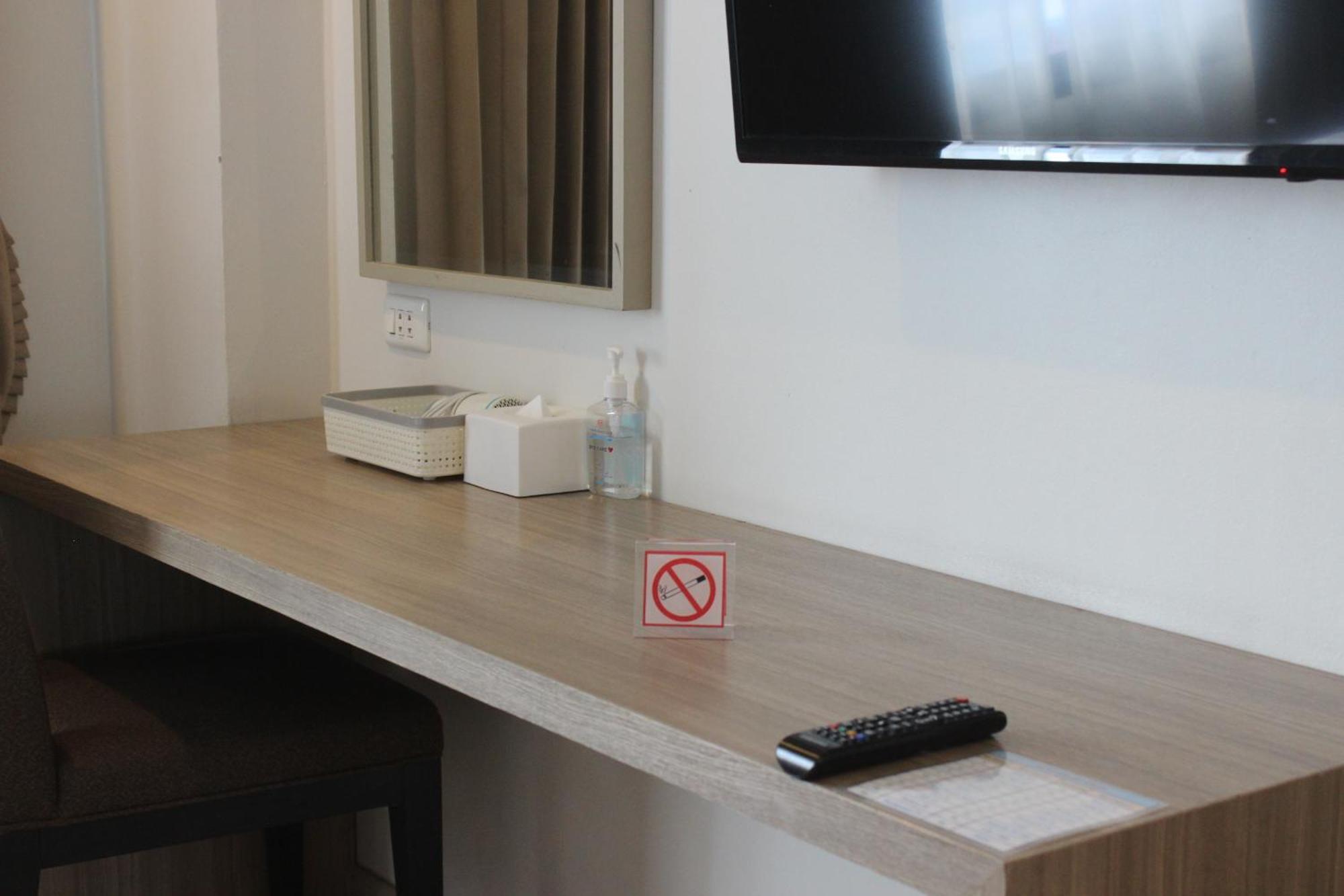 Leosor Hotel Nakhonratchasima Esterno foto