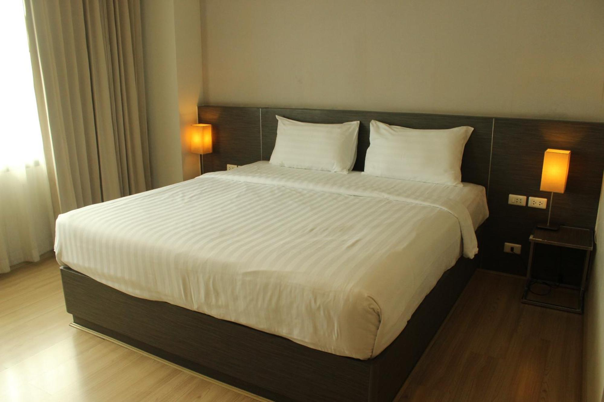 Leosor Hotel Nakhonratchasima Esterno foto
