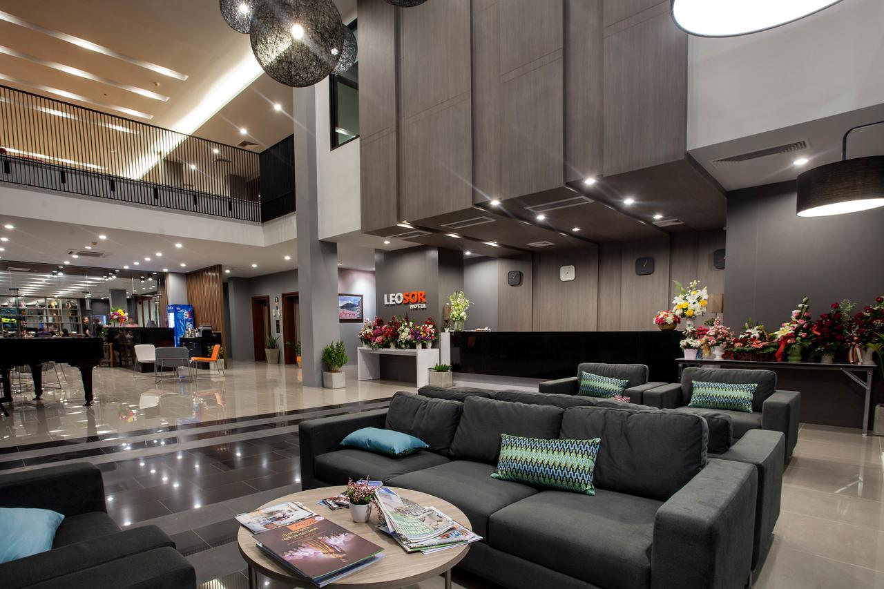 Leosor Hotel Nakhonratchasima Esterno foto