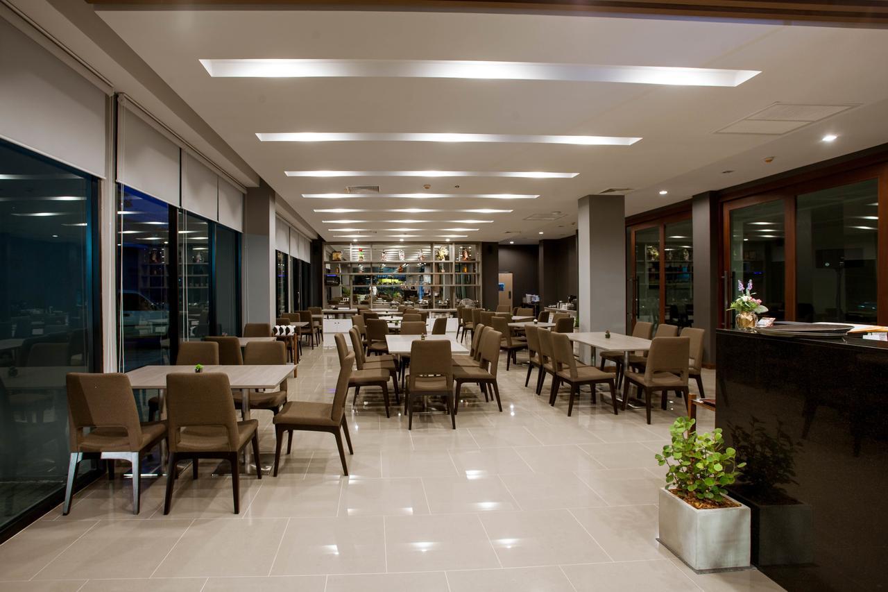 Leosor Hotel Nakhonratchasima Esterno foto